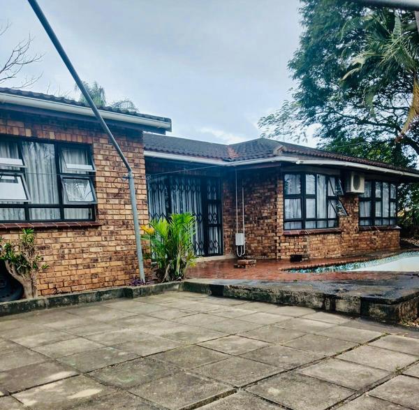 House For Sale in Newlands West, Newlands